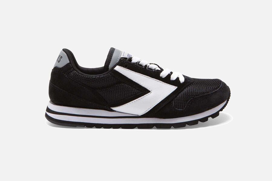 Brooks Chariot Mens UK - Road Running Shoes - Black/White 54-XTEVQG